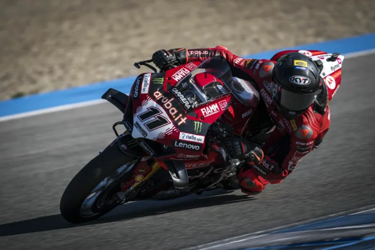 Meglepő eredmény a Superbike-vb jerezi tesztjén, a küszködő Bautista újonc csapattársa zárt az élen