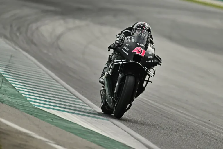 Aleix Espargaró szerint sokat javult az Aprilia, de nem tudja, mennyire lesz alkalmas a versenyzésre