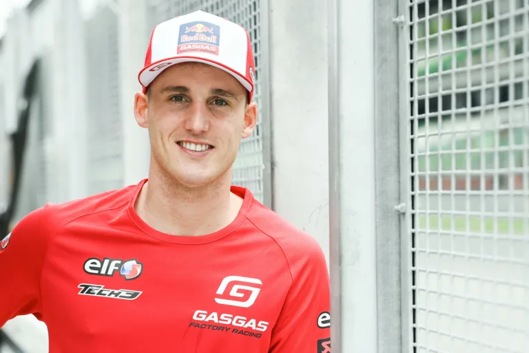 Lorenzóhoz és Pedrosához csatlakozik a MotoGP állandó mezőnyéből kikerült Pol Espargaró
