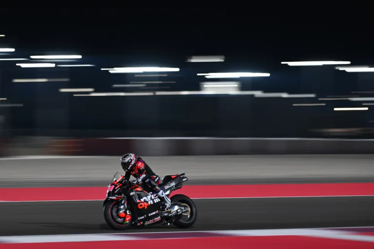 Soha nem látott magasságokban van az Aprilia, de ez sem elég