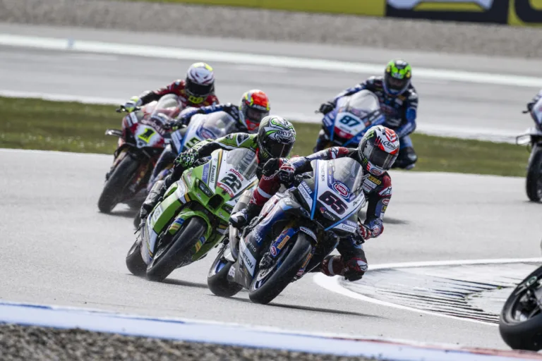 Alex Lowes elnézést kért az ütközésért Rea-től, aki nem haragszik egykori csapattársára