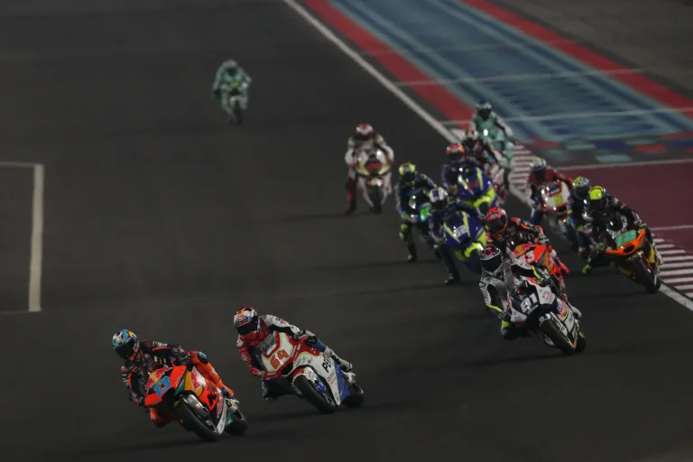 A MotoGP sportigazgatója elárulta, hogy az F1 betétsorozatainak sorsára jut-e a Moto2 és a Moto3
