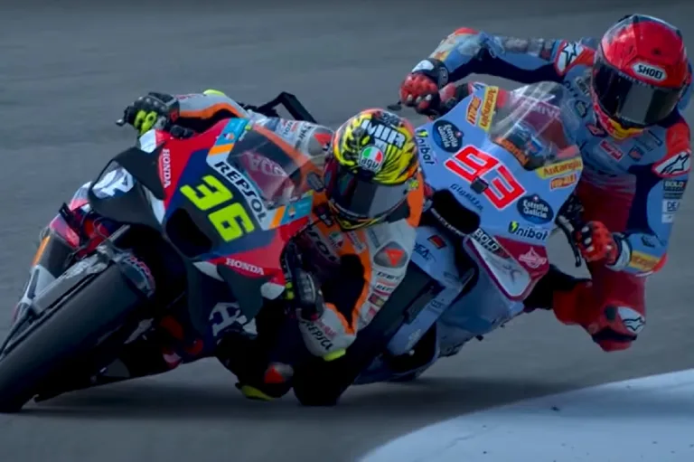 Mir szerint túl enyhe büntetést kapott Marc Márquez, amiért nekiment a jerezi sprint hajrájában