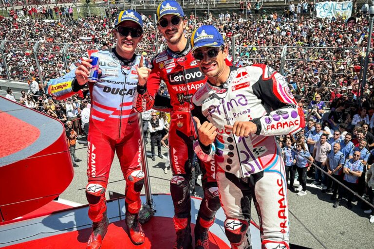 Martín tudta, hogy nincs esélye Bagnaia ellen, Marc Márqueznek bejött a merész húzás