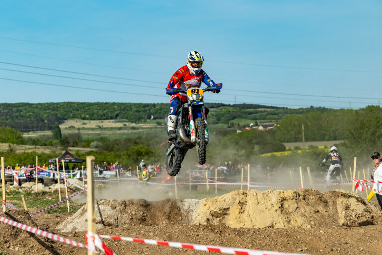 Komoly előrelépéssel indul a hétvégén a magyar endurobajnokság