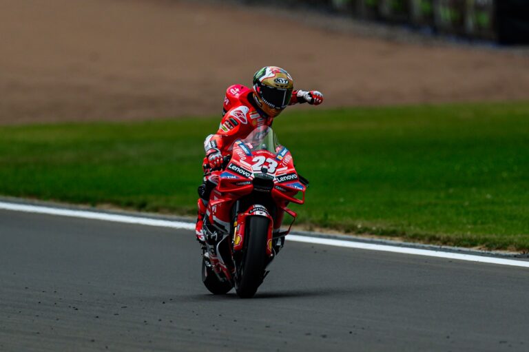 A Michelin főnöke felfedte, mi lehet Bastianini titka, amely a silverstone-i duplájához vezetett