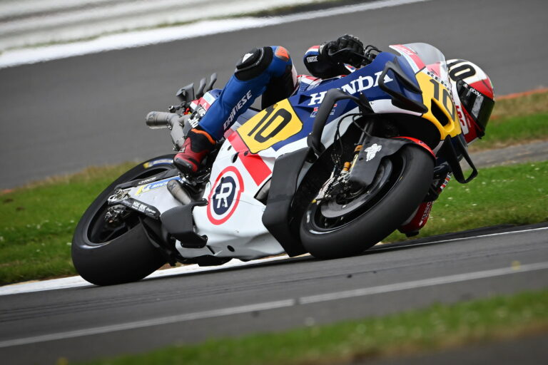 Guminyomás-probléma miatt változott a Brit Nagydíj végeredménye a MotoGP-ben