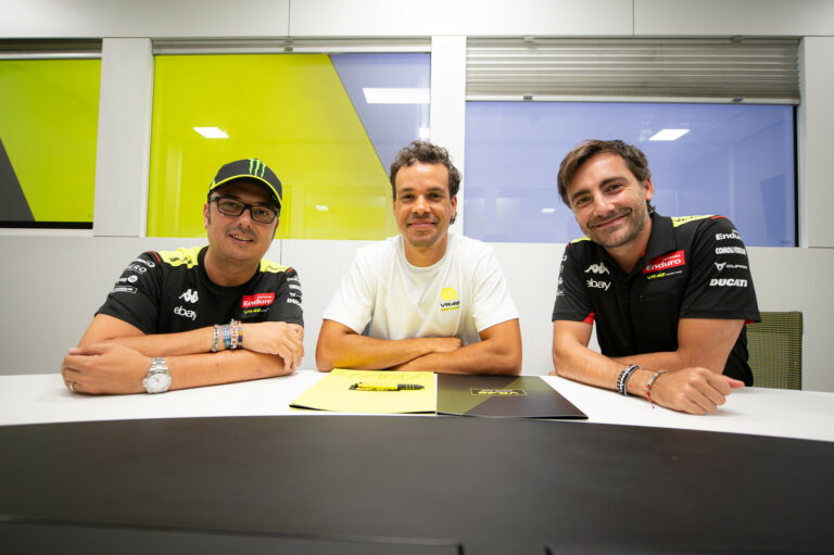Hivatalos: Morbidelli visszatér Rossi szárnyai alá, a VR46-hoz igazol
