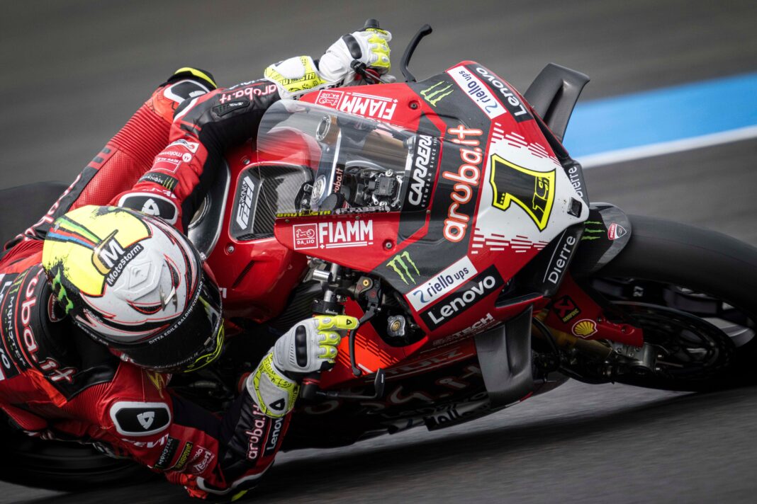 Superbike-vb, Álvaro Bautista, Ducati, Magny-Cours 2024, péntek