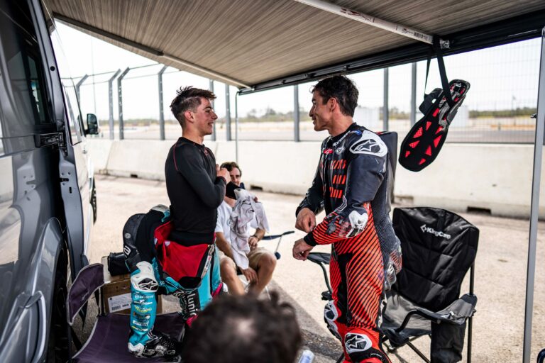 Marc Márquez „szerelmes” a rekordját beállító világbajnokba, egyvalamitől mindenkit óva int
