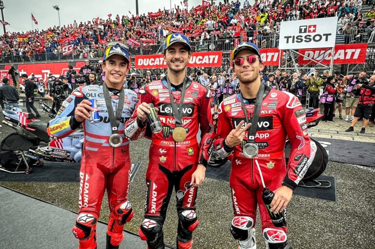 Bagnaia az áldozata ellenére tudott nyerni, Bastianini becsukott szemmel teljesítette az utolsó kört