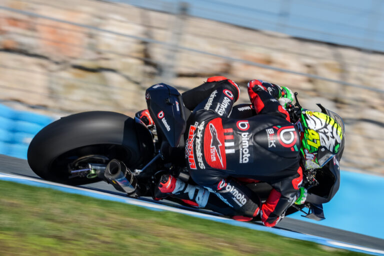 A Bimota már a második napon kisajátította az első két helyet a Superbike-vb jerezi tesztjén