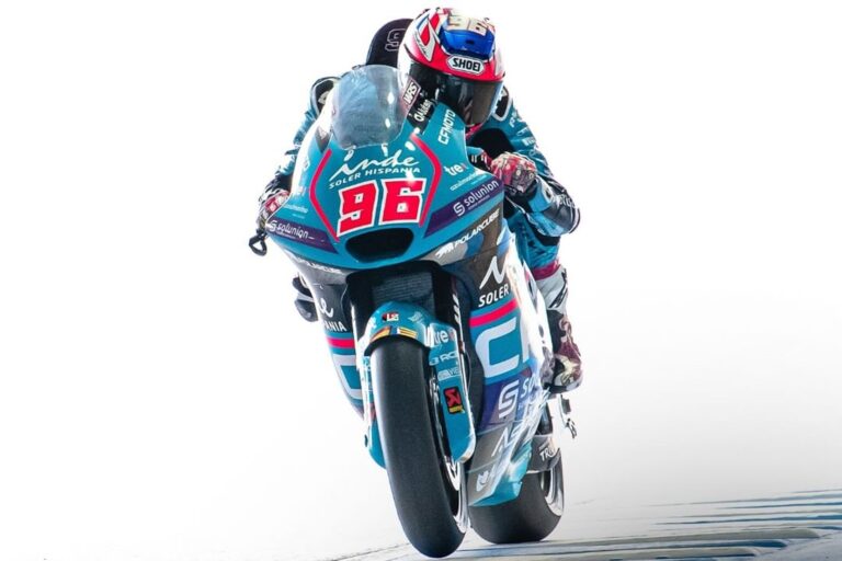 Dixon az esőnek köszönheti a Moto2-es pole pozíciót, Ortolá fölényesen nyert a Moto3-as időmérőn