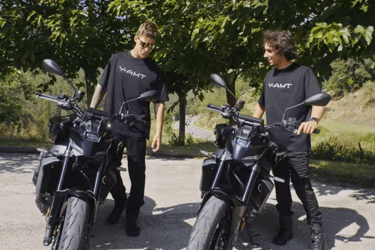 A Yamaha különleges utcai motorját tesztelte Quartararo és Rins (videó)