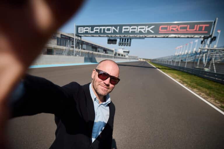 Talmácsi motorról mutatta be az átalakított Balaton Park Circuitet (videó) 
