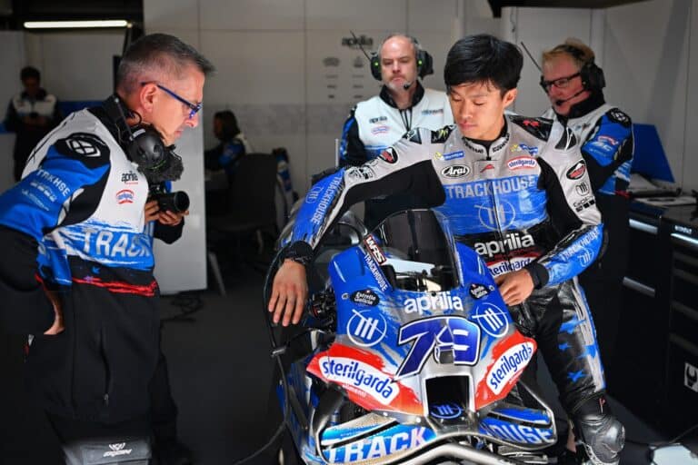 Korábban nem látott felvétel jelent meg a MotoGP idei újoncainak bemutatkozásáról (videó)
