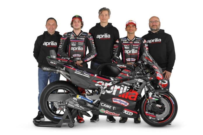 Aprilia,bemutató, 2025 , Fabiano Sterlacchini, Paolo Bonora, Massimo RivolaMarco Bezzecchi, JOrge Martín,