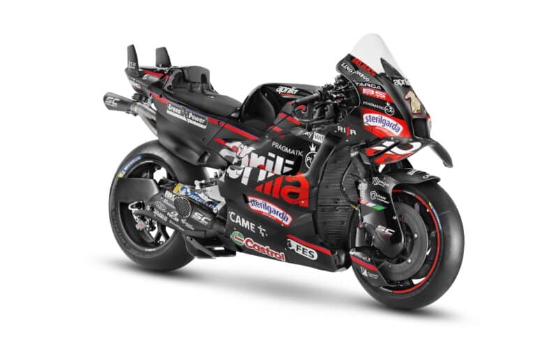 Martínnal és Bezzecchivel már lehet bátor az Aprilia? – íme az új motor legfontosabb részletei