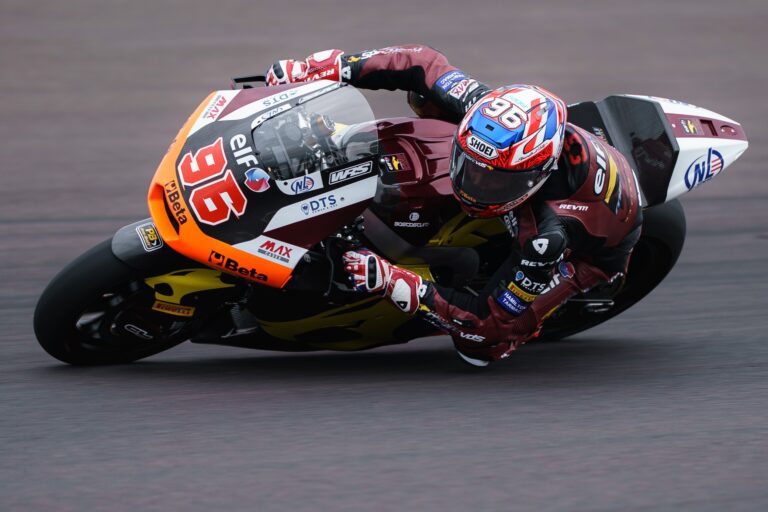 Gonzálezé az új körrekord, de Dixoné a pole a Moto2-ben, Muñoz bizonyult a Moto3 legjobbjának