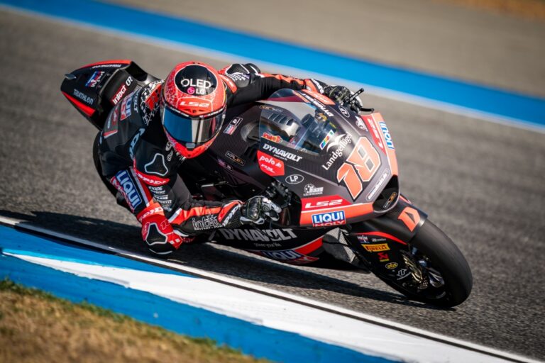 González szoros csatában győzte le Viettit a Moto2-ben, Bertelle első pole-ját szerezte a Moto3-ban