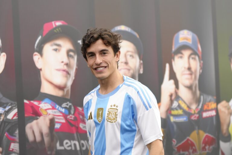 Marc Márqueznek „nem volt mersze” megcsinálni, amit Rossi és Bagnaia is megtett