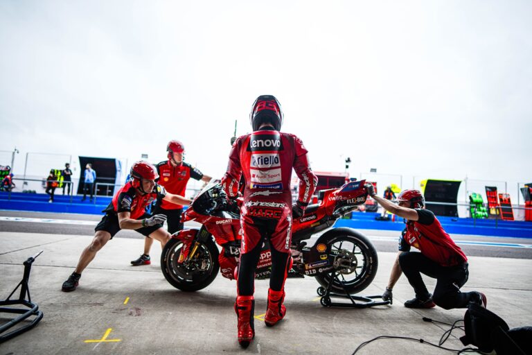 Legendás gyártót érhet be a Ducati a hétvégén, a rekordtartó is a láthatáron van