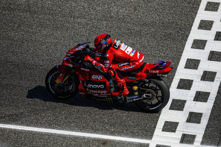 Marc Márquez egészen más ligában az Aragóniai Nagydíj nyitányán