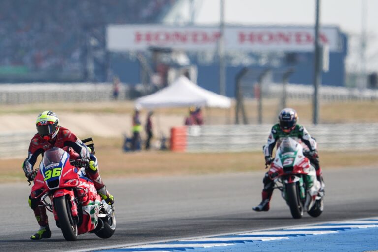 Mir a hőség áldozatává vált, a remeklő Zarco az Apriliát is majdnem elkapta