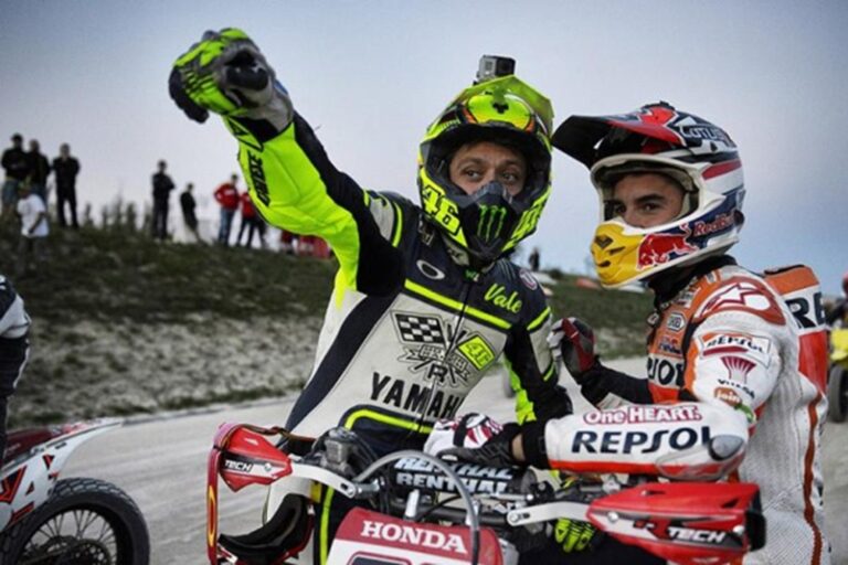 A korábbi MotoGP-pilóta úgy tudja, nem Sepangban romlott meg Rossi és Marc Márquez viszonya