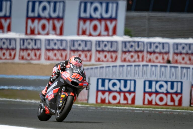González simán győzött, riválisai halovány teljesítményét kihasználva visszaállt a Moto2-es tabella élére