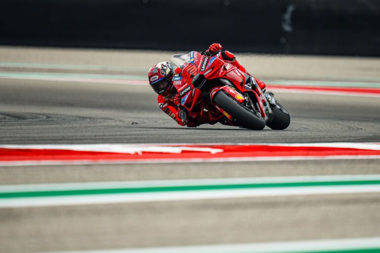 Marc Márquez elmondta, minek köszönheti látványos mentéseit