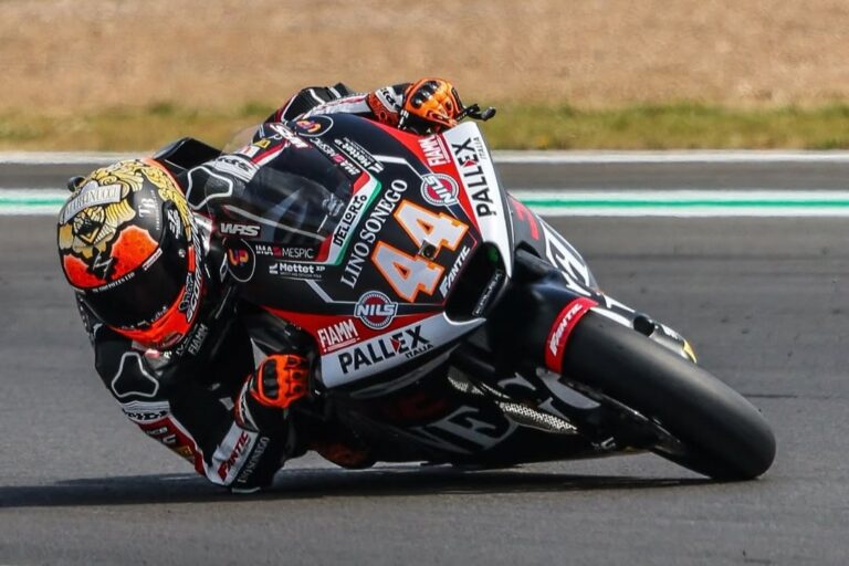 González kikapott Canettől, Rueda véleményes manőverrel szerezte meg a pole-t Silverstone-ban