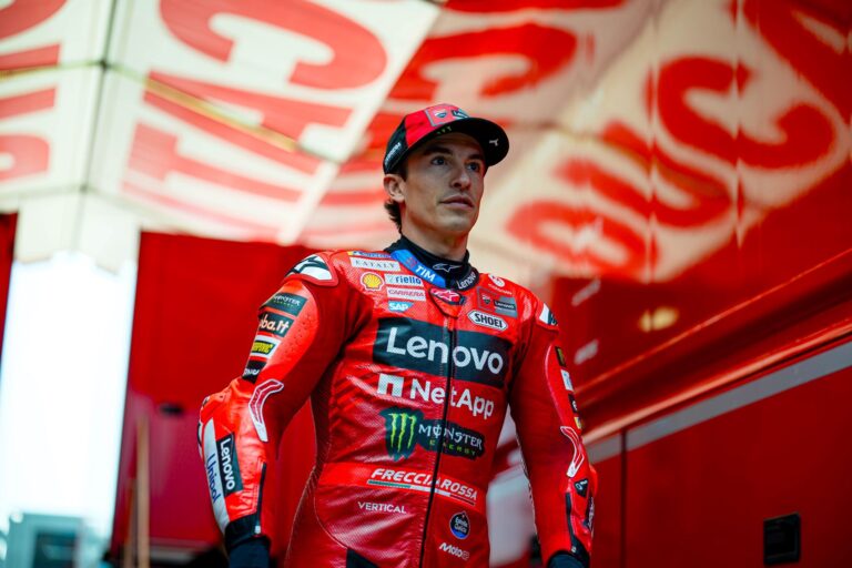 Marc Márquez szerint Bagnaia nem teljesít alul, míg öccse bajnoki címére nagyobb esélyt ad a sajátjánál