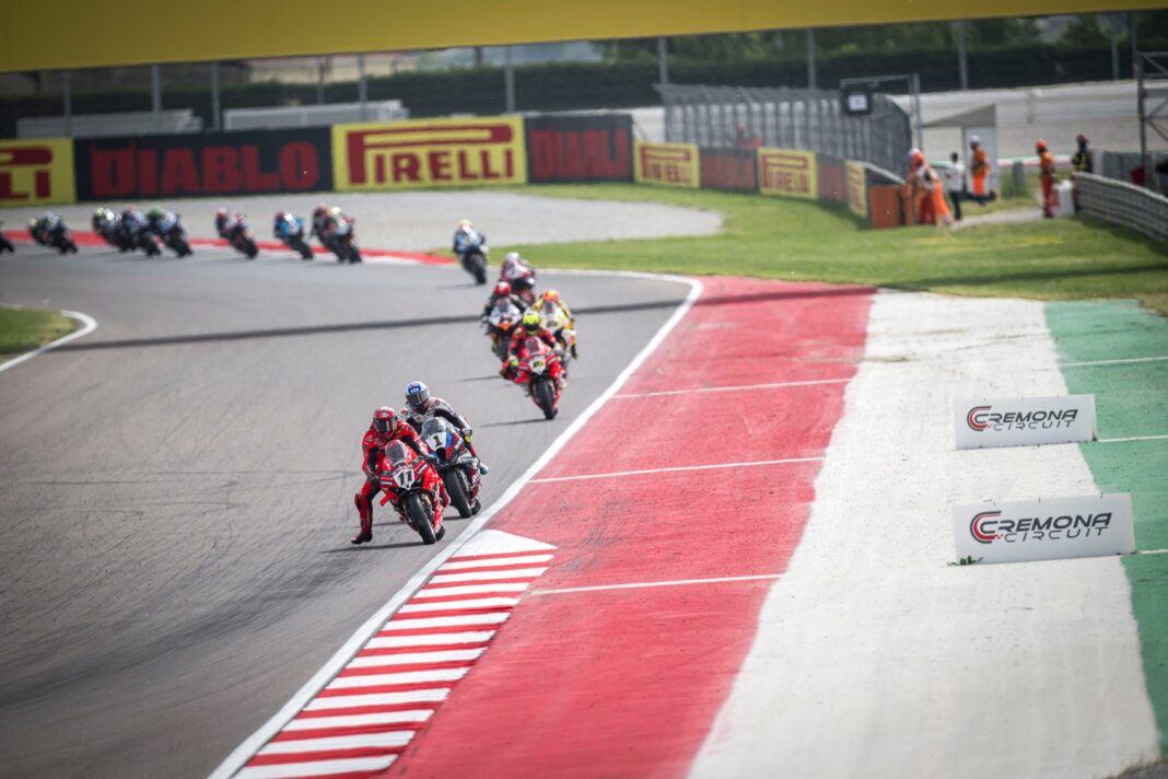 Superbike-vb, Nicolò Bulega, Ducati, Toprak Razgatlıoğlu, BMW, Cremona 2025, vasárnap
