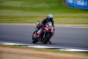 Marco Bezzecchi, Aprilia, Brit Nagydíj, 2025, szombat
