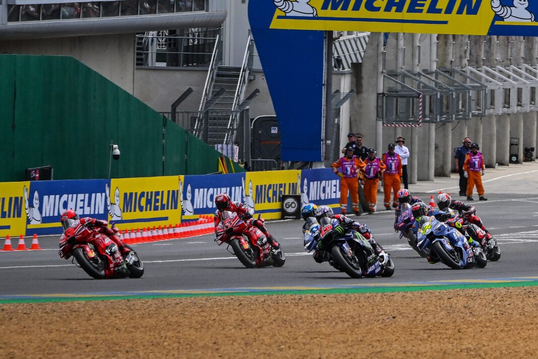 MotoGP, Marc Márquez, Ducati, Fabio Quartararo, Yamaha, Francesco Bagnaia, Ducati, Álex Márquez, Gresini, Fermín Aldeguer, Gresini, Marco Bezzecchi, Aprilia, Jack Miller, Pramac, Francia Nagydíj 2025, szombat, rajt