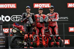 Holand Nagydíj, 2025, vasárnap, dobogó, Marco bezzechi, Marc Márquez, Francesco Bagnaia