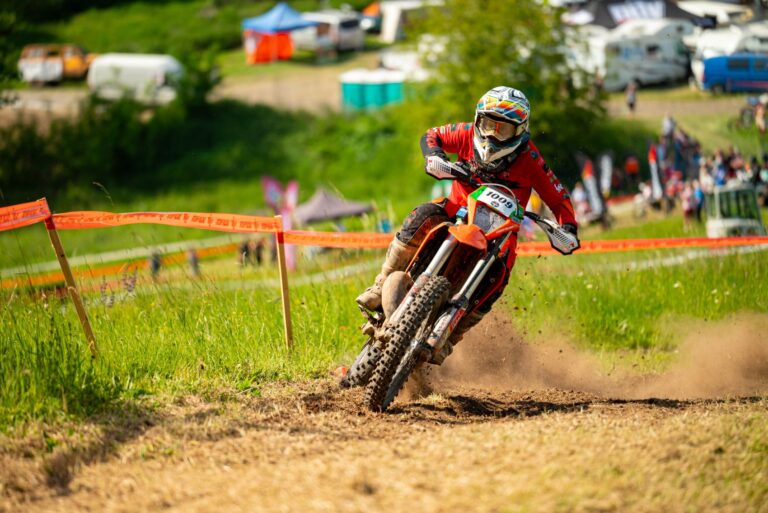 Liszka újabb tökéletes hétvégét hozott a lišovi enduro-ob-n, Zsigovits nullázott