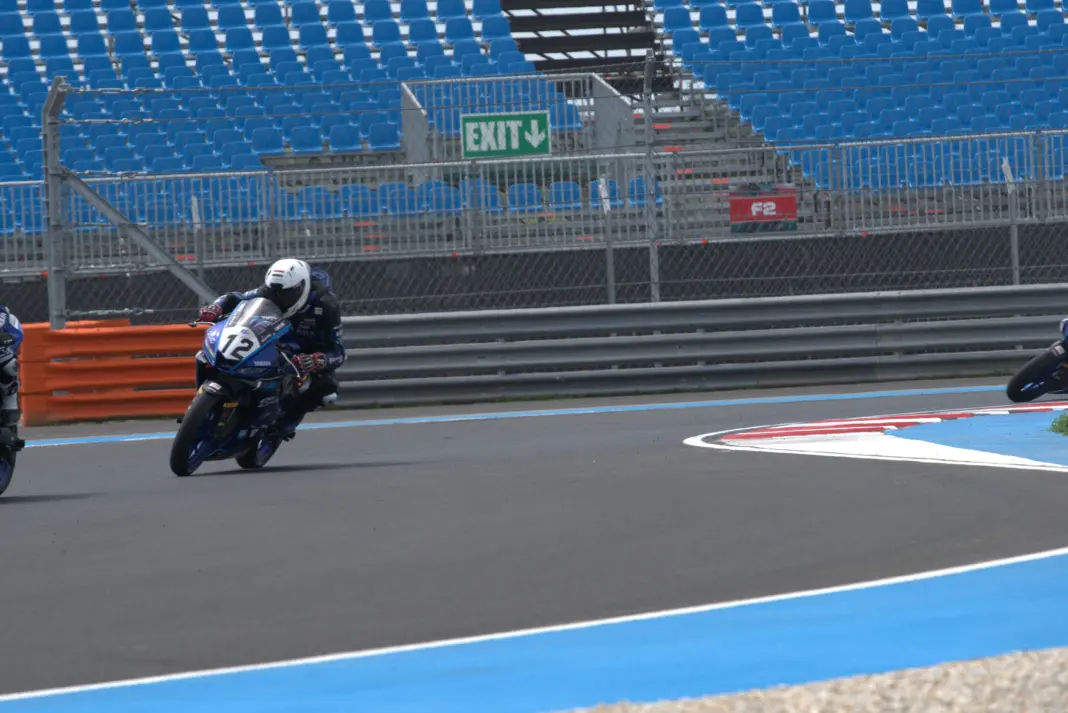 Yamaha R3, Blu Cru világkupa, Barta Kristóf, Balaton Park 2025, péntek