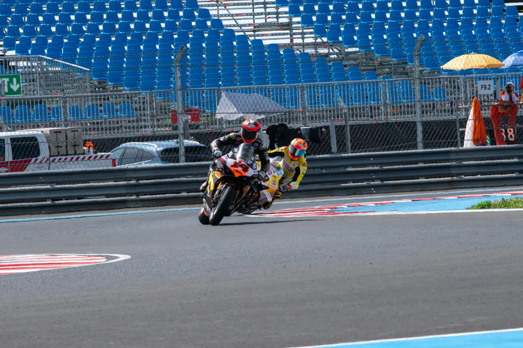 Superbike-vb, Sam Lowes, Marc VD, Andrea Iannone, Go Eleven, Balaton Park Circuit 2025, péntek