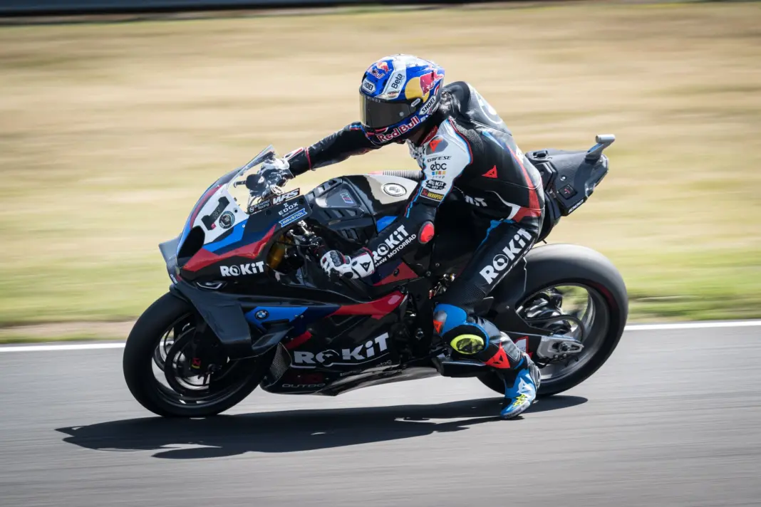 Superbike-vb, Toprak Razgatlıoğlu, BMW, Donington 2025, péntek