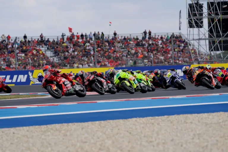 Ekkora volt a különbség a MotoGP és a Superbike-vb között a Balaton Parkon
