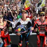Nicolo Bulega, Toprak Razgatlıoğlu, Álvaro Bautista, 2025, Estoril, első futam, dobogó