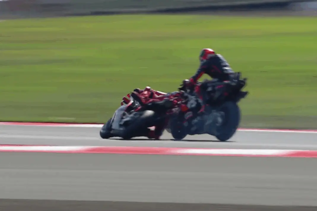 Marc Márquez, Marco Bezzecchi, Indonéz Nagydíj, 2025, vasárnap