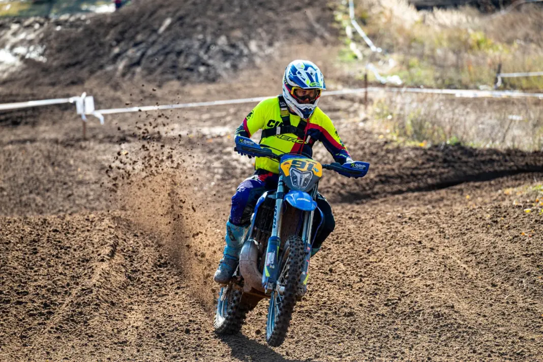 Tádics Dániel, endurokrossz-ob, Királyválasztó, Piliscsév, 2025 Tádics Dániel, endurokrossz-ob, Királyválasztó, Piliscsév, 2025