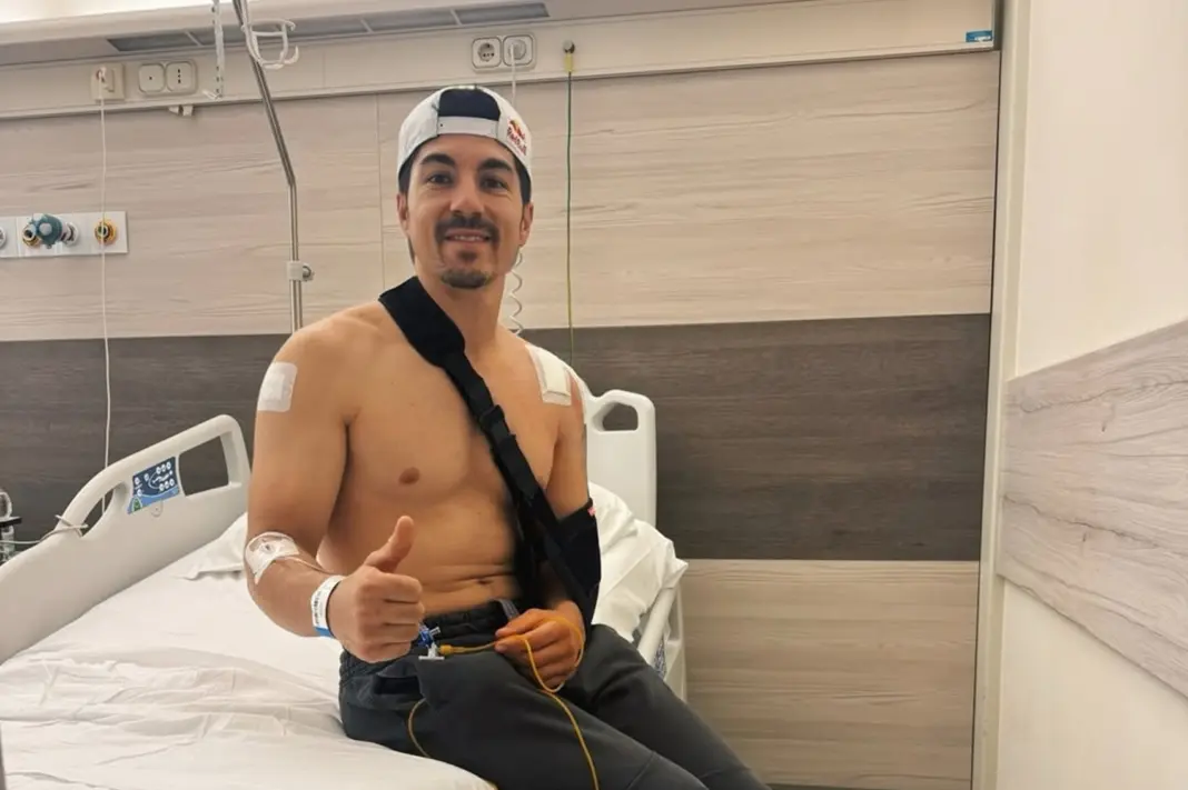 Maverick Viñales, 2026, műtét